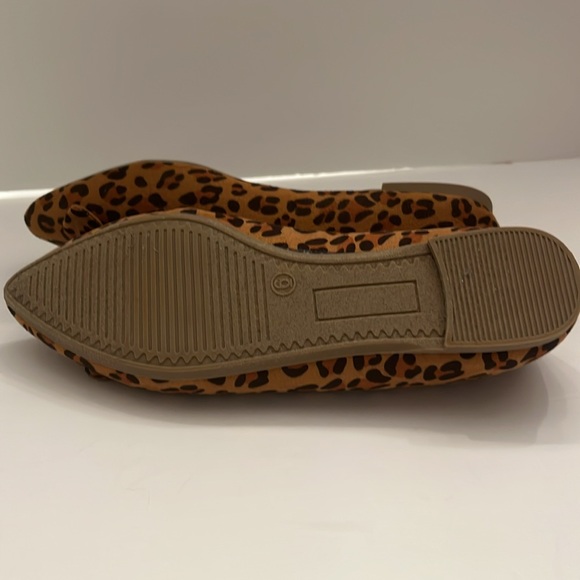 NWT SO Leopard Print Slip-Ons - Picture 5 of 6